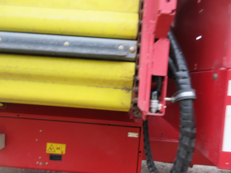 5798 Grimme SE140 potato harvester