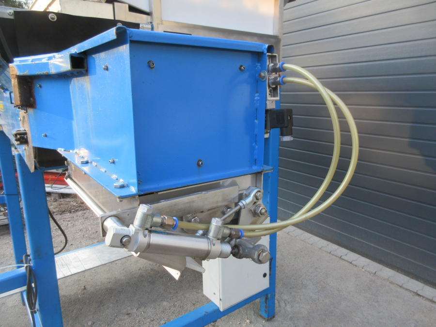 5811 Newtec 2009XB Wiege