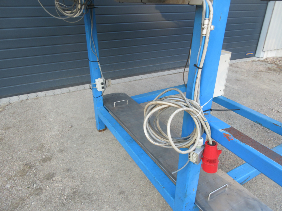 5811 Newtec 2009XB Wiege