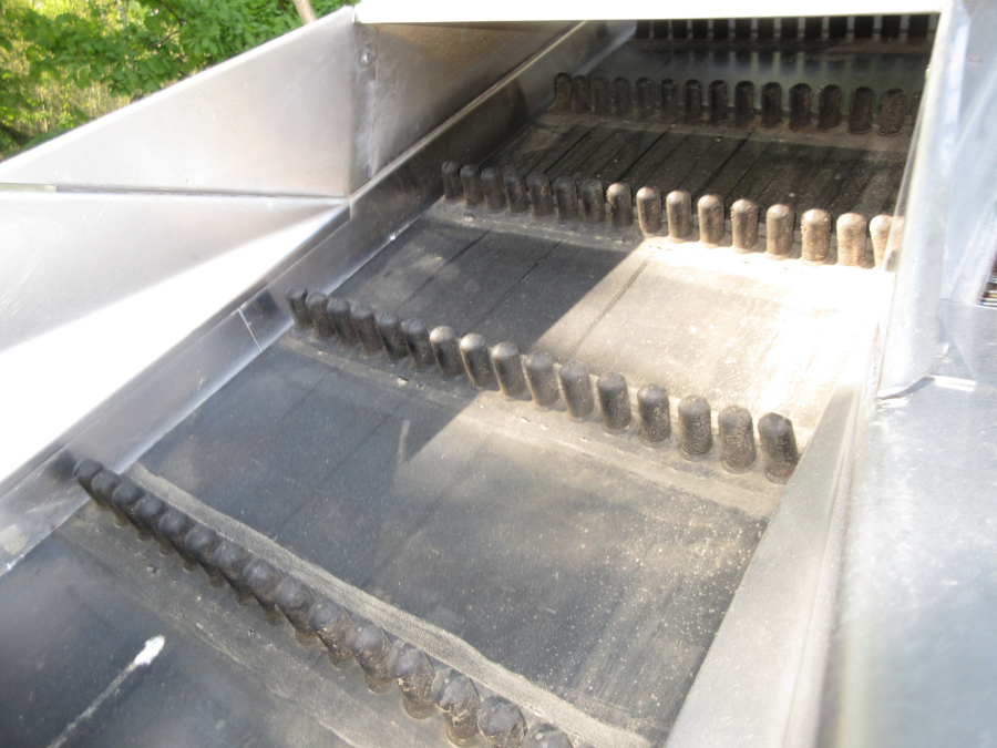 5864 Tong potato washing and polishing line