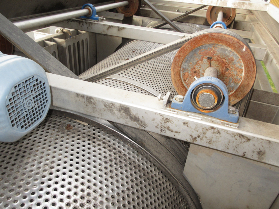 5868 EMVE Waschanlage mit Entsteiner Kartoffel Industrie