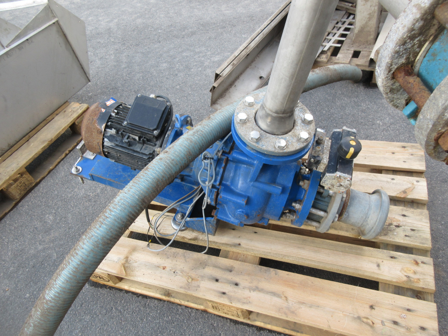 5868 EMVE Waschanlage mit Entsteiner Kartoffel Industrie
