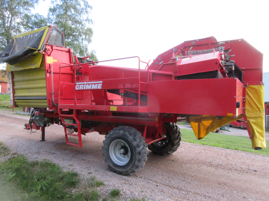 5869 Grimme SE 75-30 Kartoffelroder