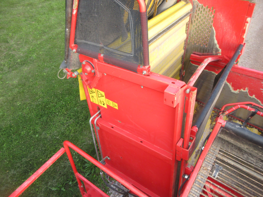 5869 Grimme SE 75-30 Kartoffelroder