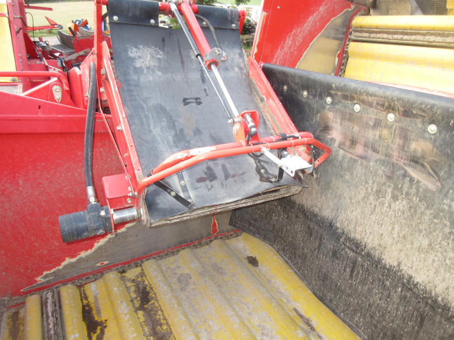 5869 Grimme SE 75-30 Kartoffelroder