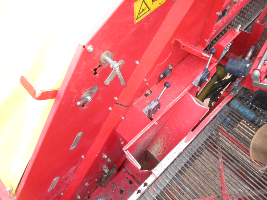 5870 Grimme SE75-30 potatisupptagare