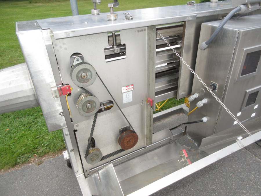 5872 Urschel VSC segment cutter