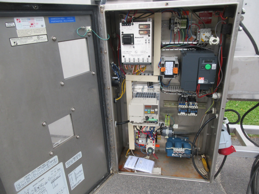 5872 Urschel VSC segment cutter