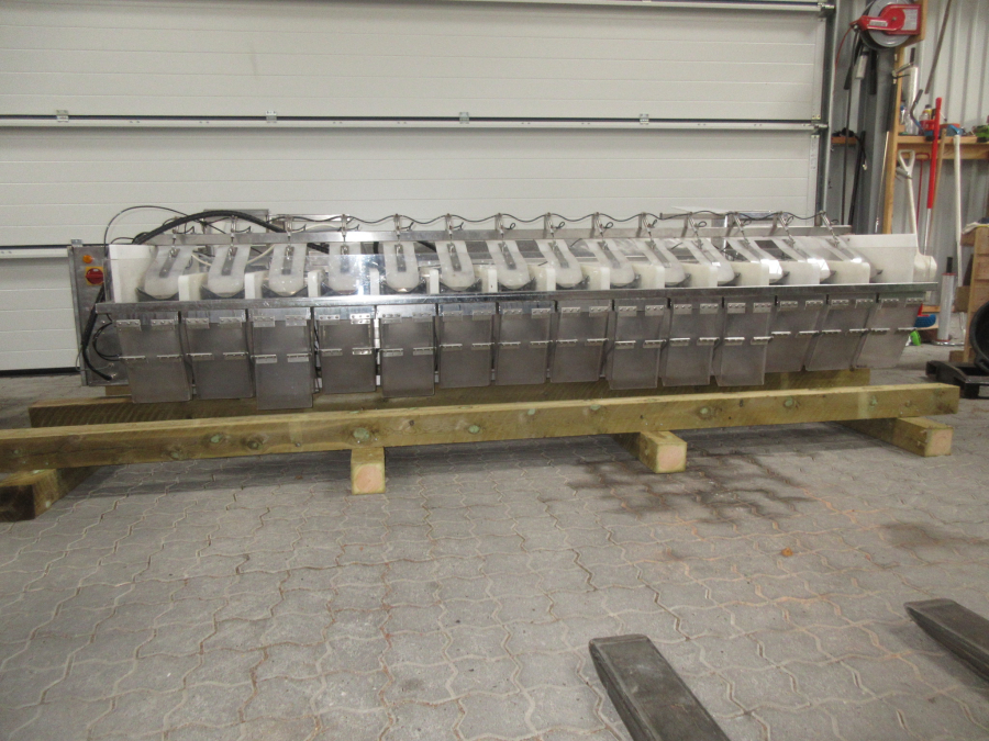 5895 Newtec 2014XBD linjärvåg hög kapacitet