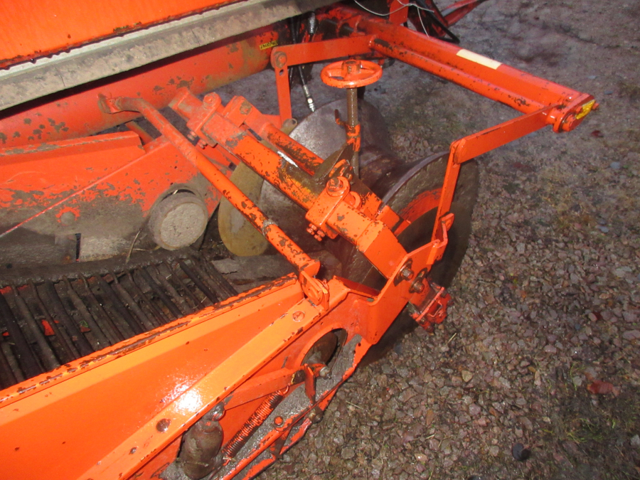 5897 Grimme LK650 Kartoffelroder