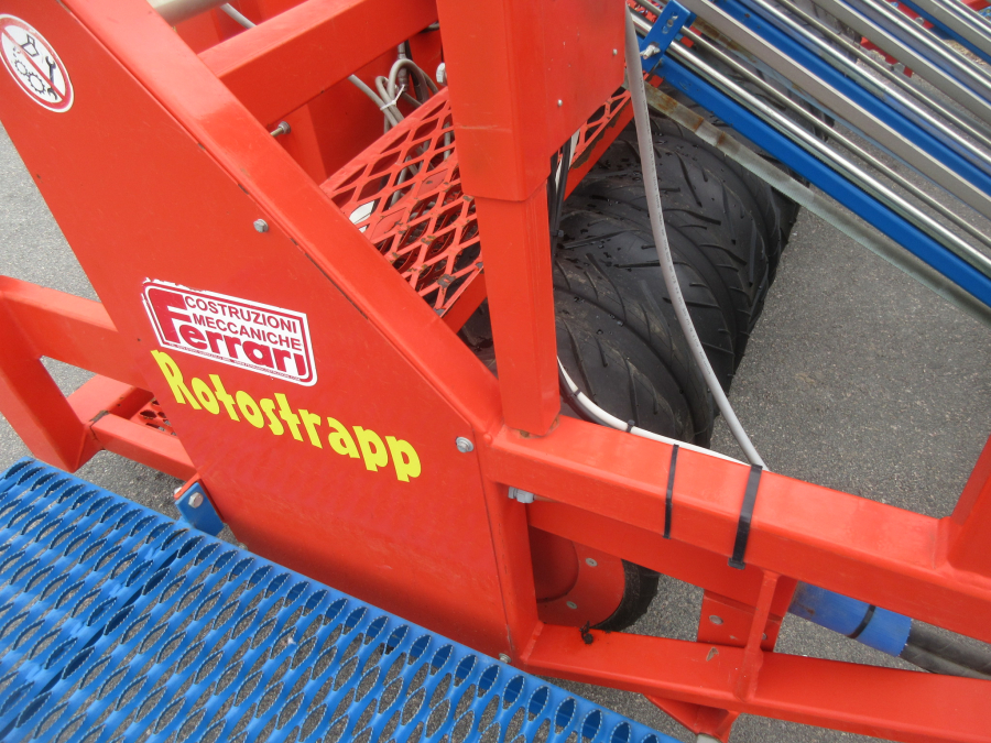 5942 Ferrari Rotostrapp planteringsmaskin 4 rad