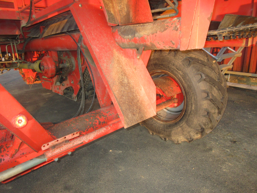 6034 Grimme SE 75-30 potato harvester