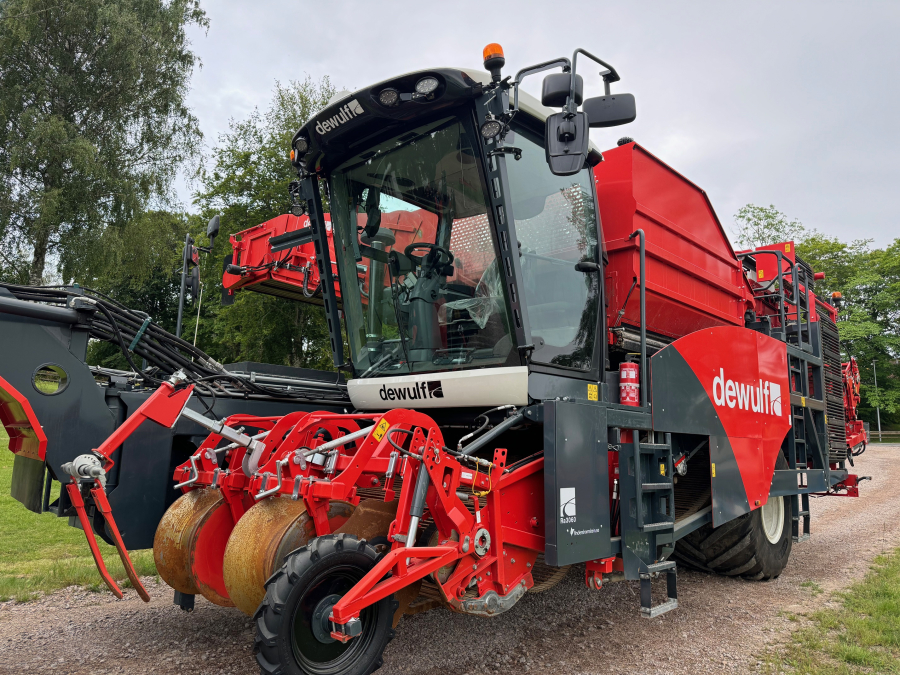 6036 Dewulf RA3060 potato harvester DEMO selfpropelled 