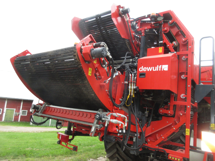 6036 Dewulf RA3060 potato harvester DEMO selfpropelled 