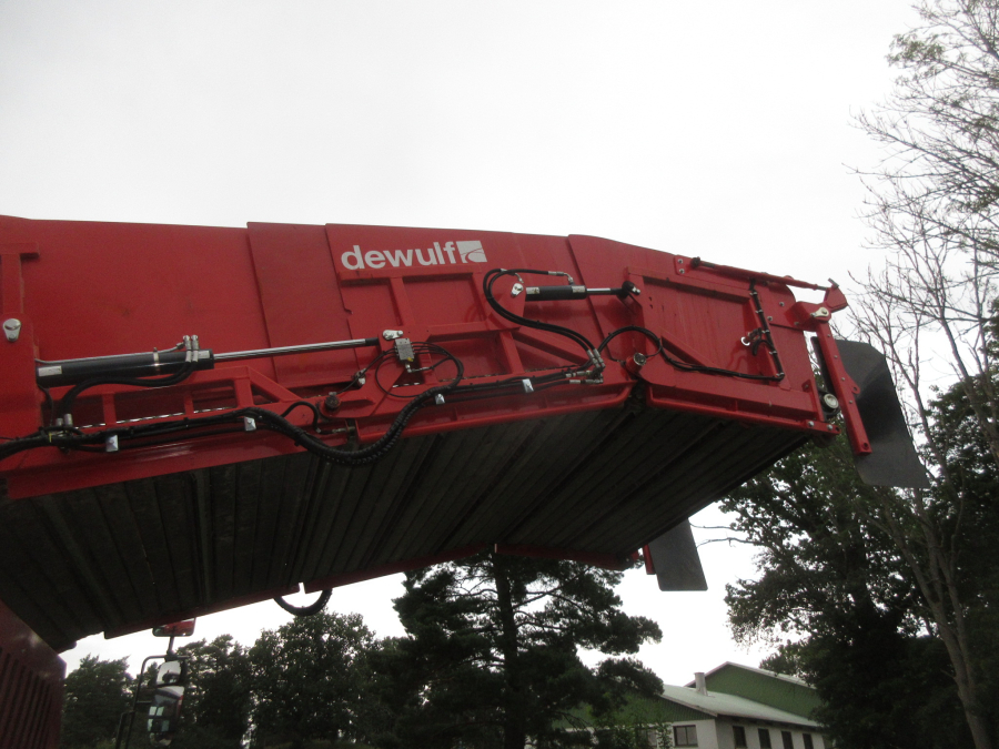 6036 Dewulf RA3060 potato harvester DEMO selfpropelled 