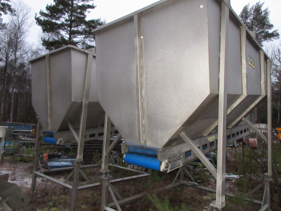 6067 EMVE feeding bunker stainless steel