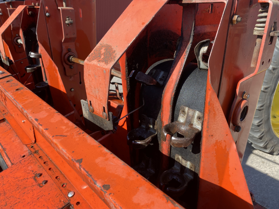 6076 Kverneland Underhaug UN3200 potatissättare
