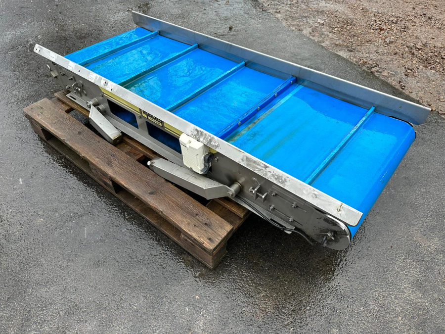 6083 EMVE elevator 1600x550 Rostfritt utförande