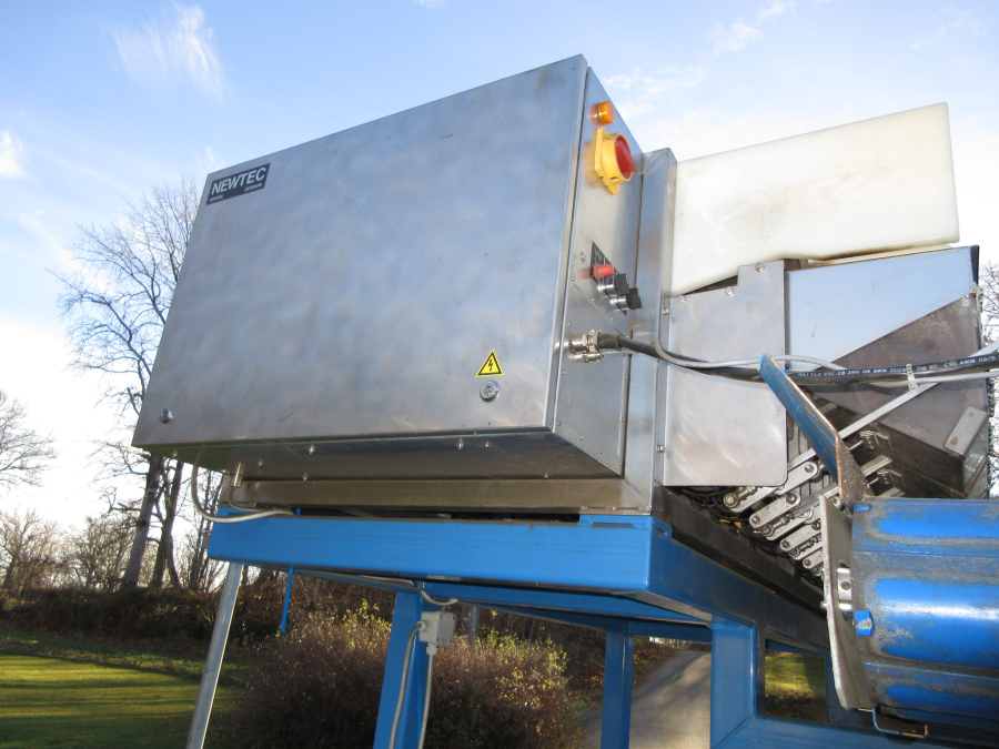 6104 Newtec 2009XB våg linjärvåg