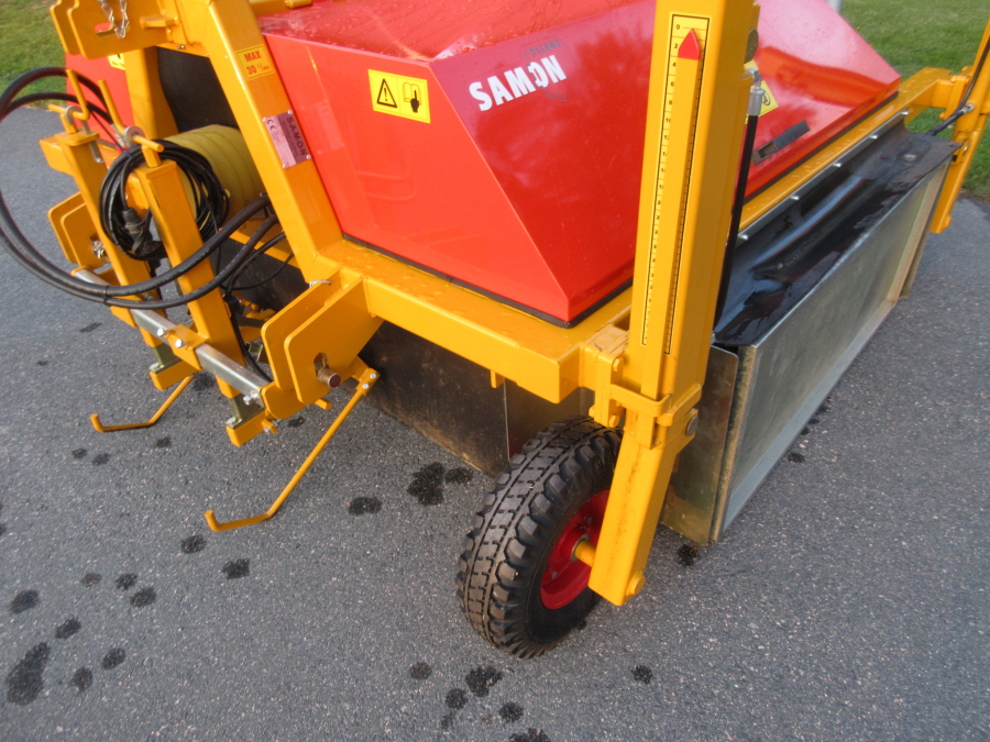 6105 Samon onion topper. Front mounted. NEW