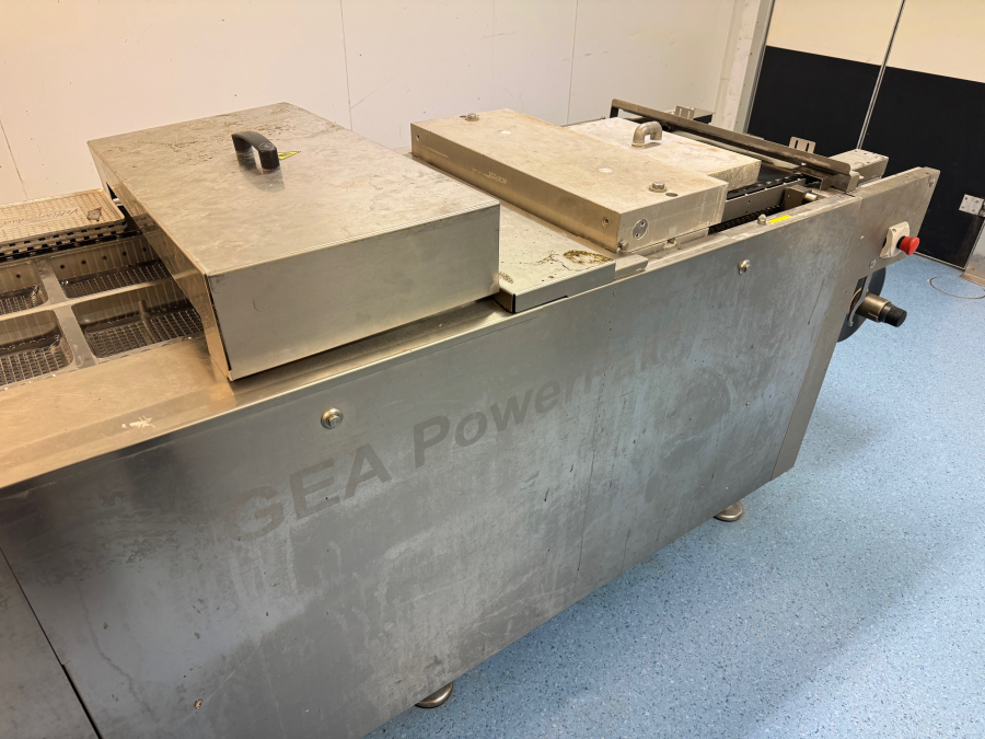 6111 GEA Thermoformer PowerPak ST420 year 2019 with printer. 