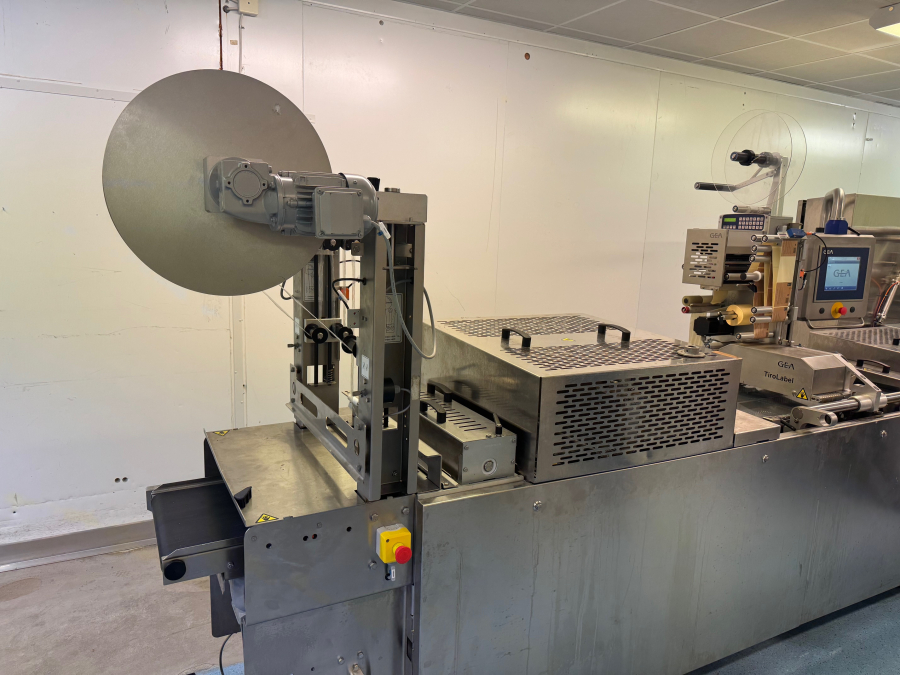 6111 GEA Thermoformer PowerPak ST420 year 2019 with printer. 