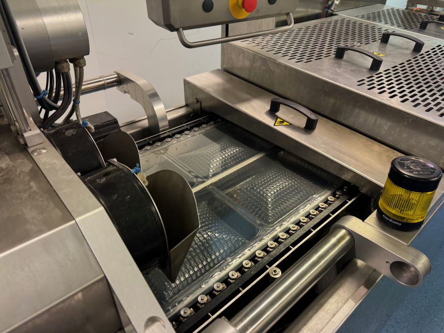 6111 GEA Thermoformer PowerPak ST420 year 2019 with printer. 