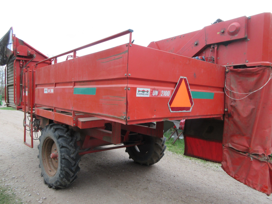 6178 Kverneland Underhaug 2100 potatisupptagare