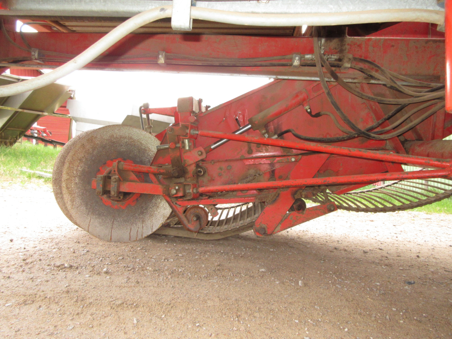 6178 Kverneland Underhaug 2100 potatisupptagare