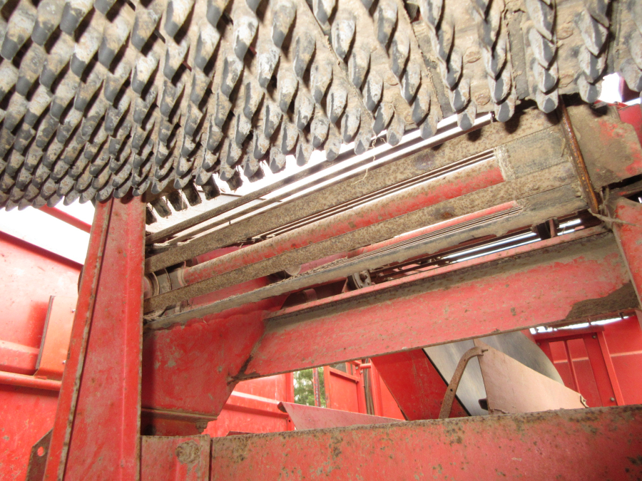6178 Kverneland Underhaug 2100 potatisupptagare