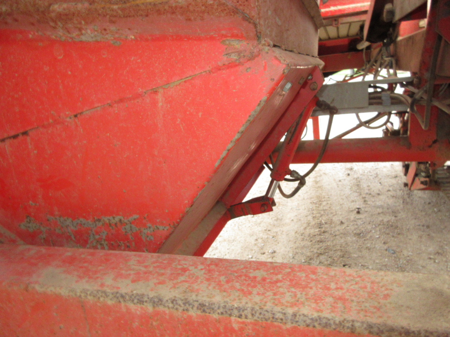 6178 Kverneland Underhaug 2100 potatisupptagare