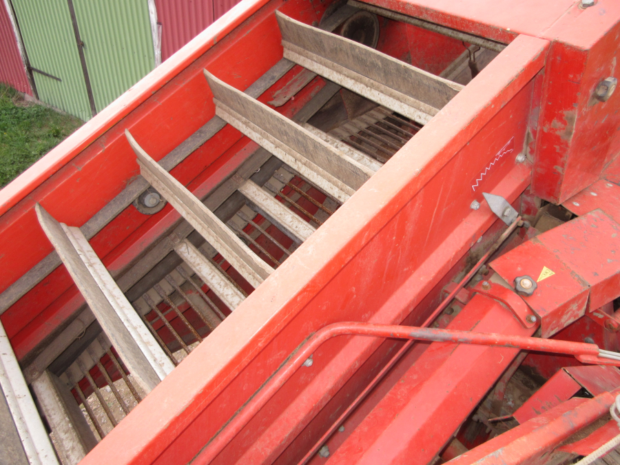 6178 Kverneland Underhaug 2100 potatisupptagare