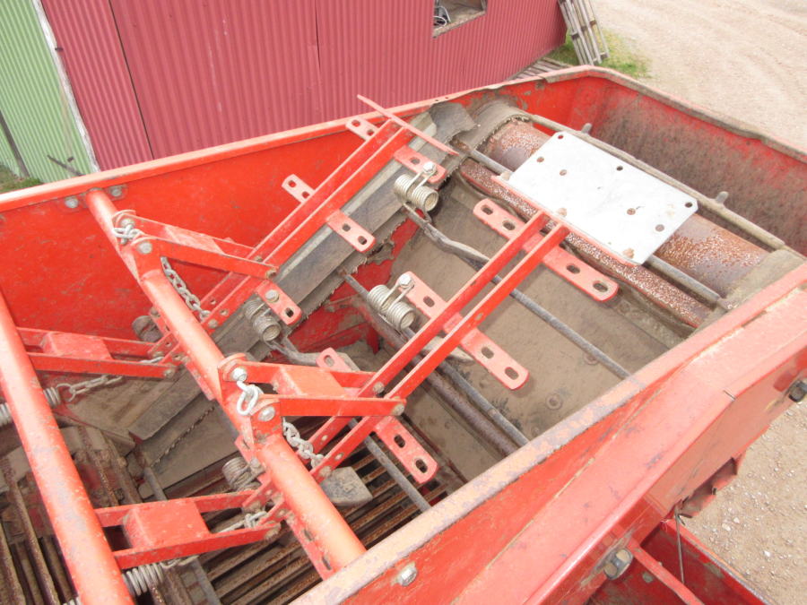 6178 Kverneland Underhaug 2100 potatisupptagare