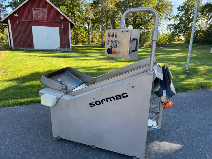 6194 Sormac PVW Step Flow feeder for carrot