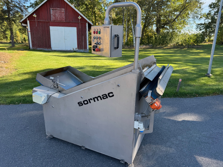 6194 Sormac PVW Step Flow feeder for carrot