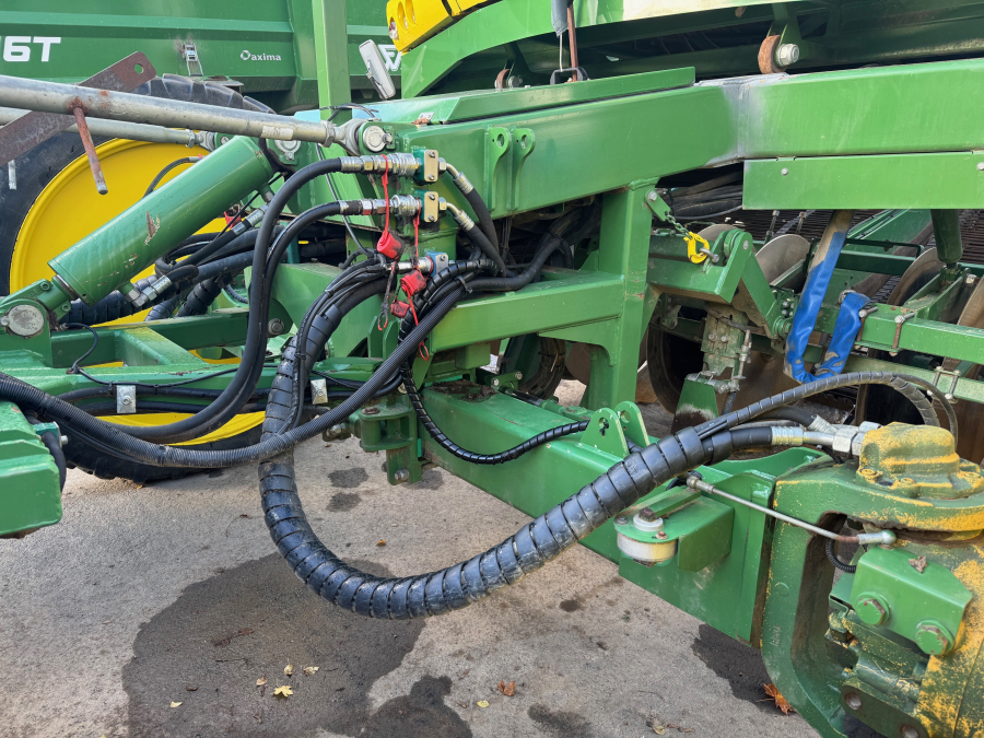 6202 Ploeger potato harvester 4 row with elevator