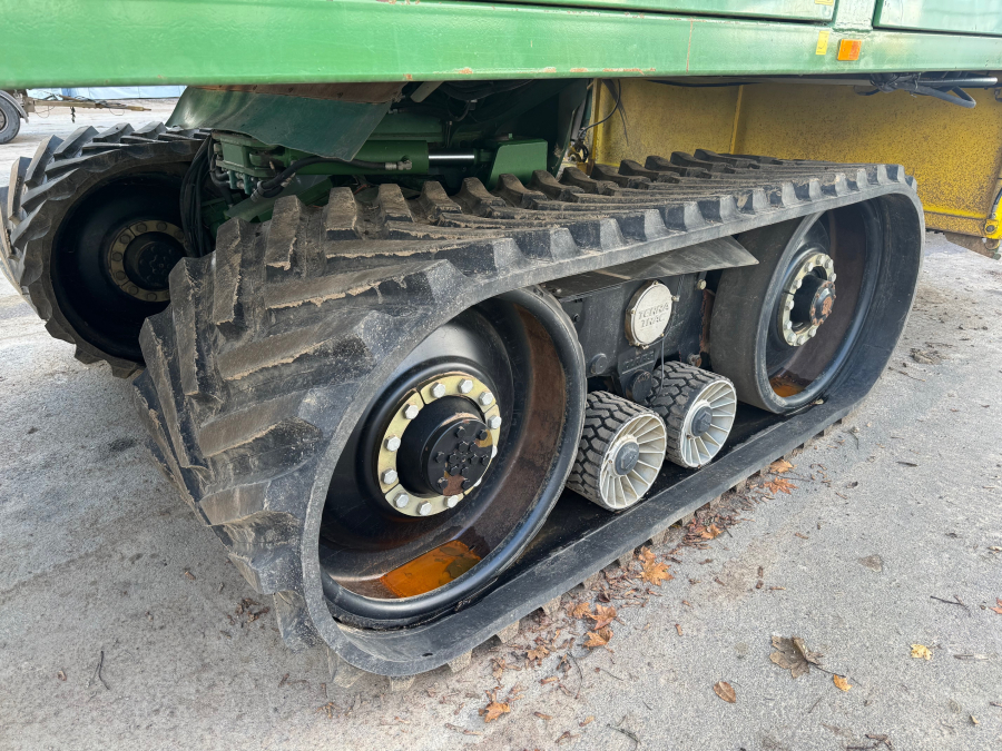 6202 Ploeger potato harvester 4 row with elevator