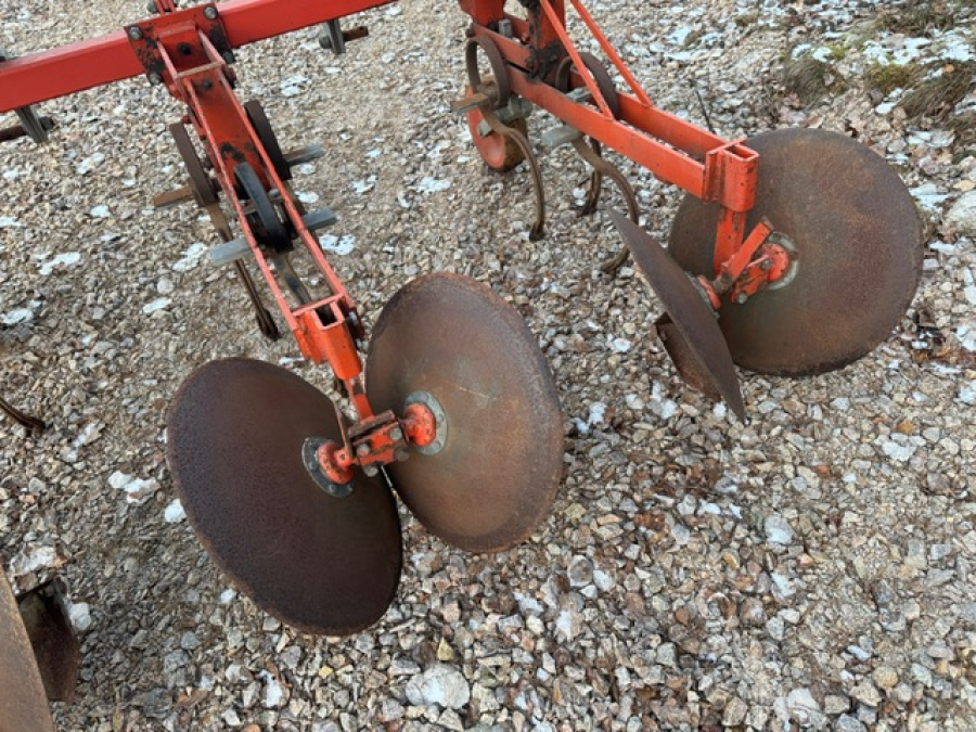 6223 Checchi Magli disc ridger
