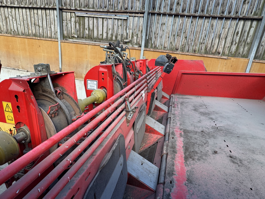 6319 Grimme GL34 potato planter 4 row