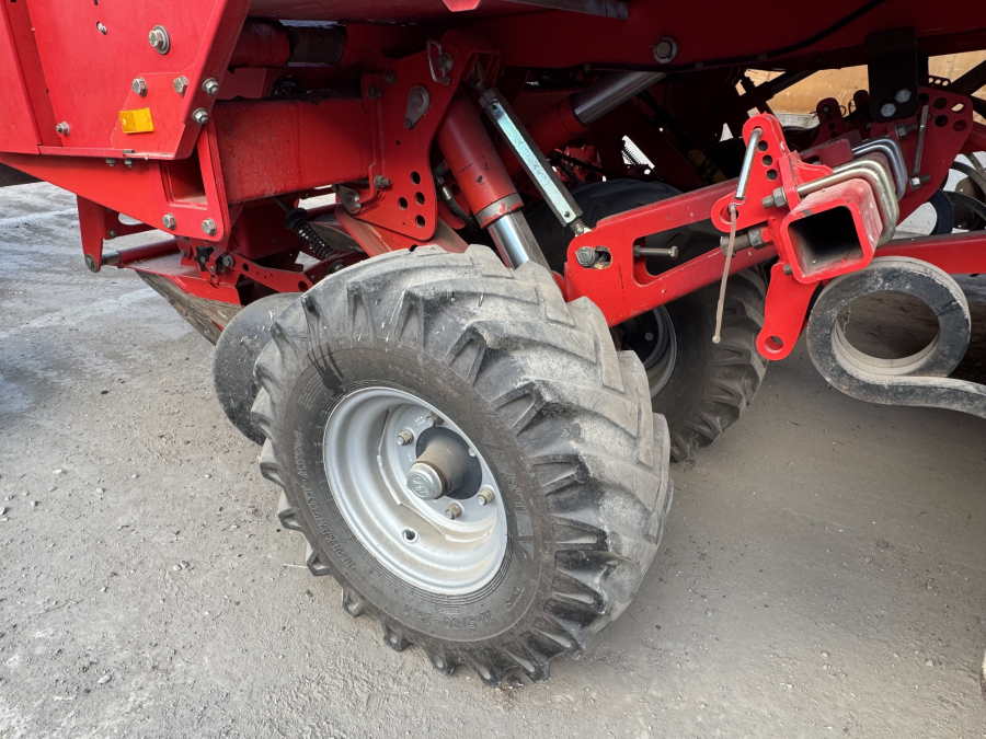 6319 Grimme GL34 potato planter 4 row