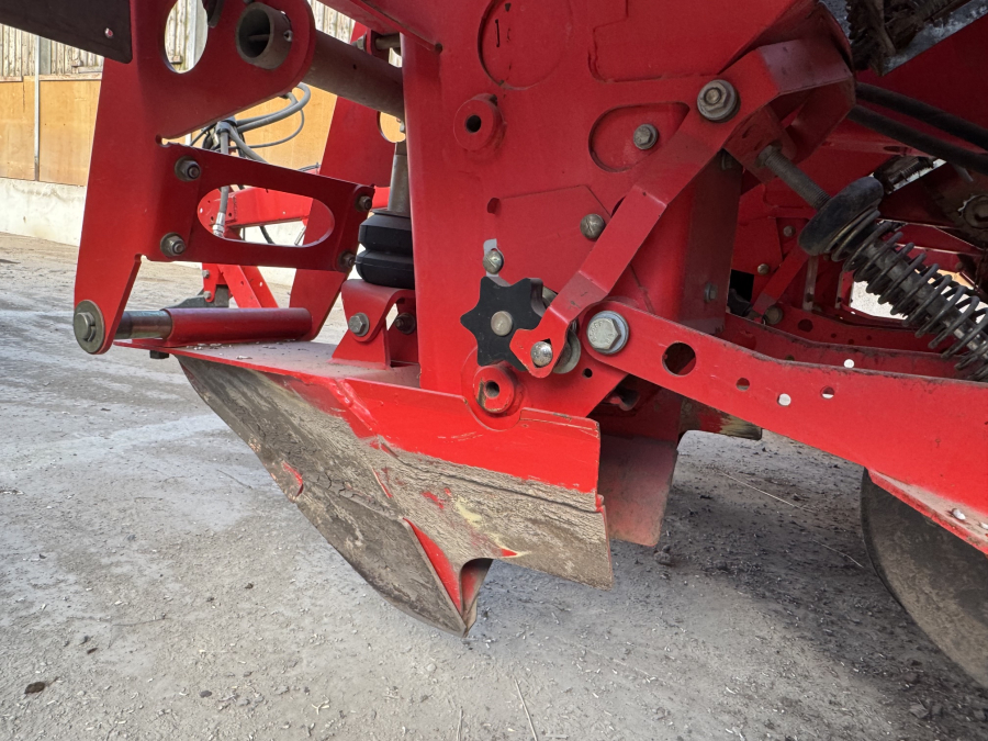 6319 Grimme GL34 potato planter 4 row