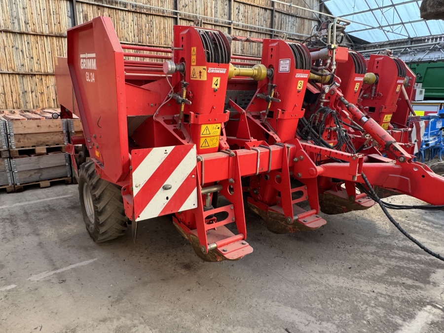6319 Grimme GL34 potato planter 4 row