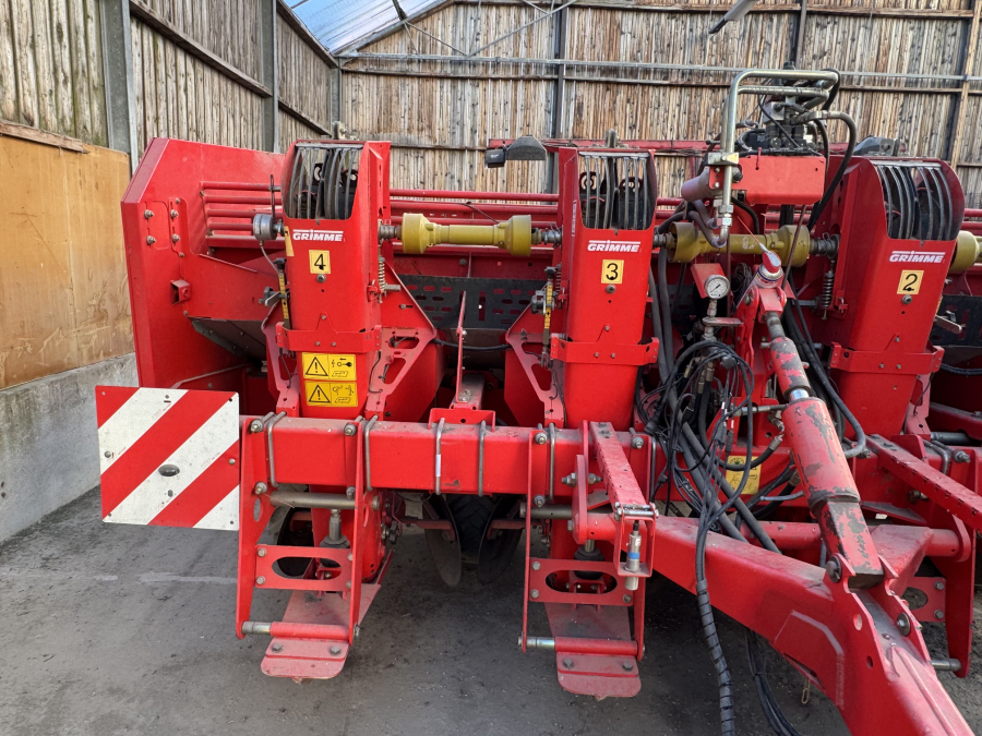 6319 Grimme GL34 potato planter 4 row