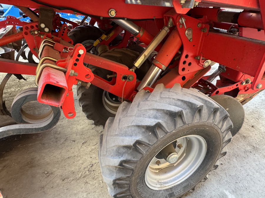 6319 Grimme GL34 potato planter 4 row