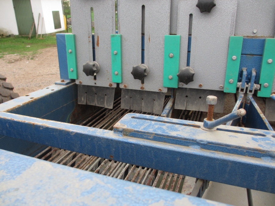 3539 Upmatic multi Wiege 1025E 2,5-25kg Jahre 2001