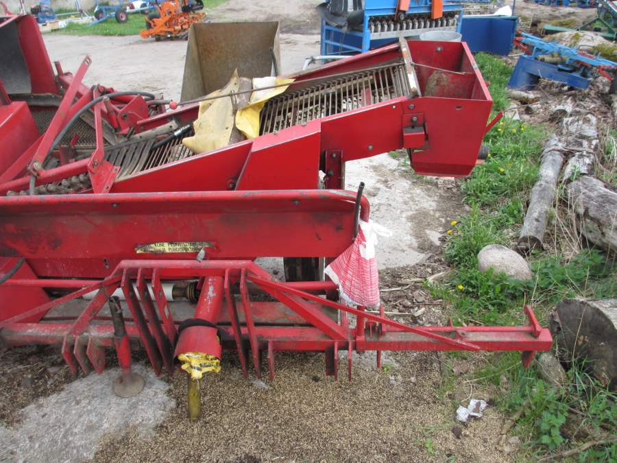3597 Juko Midi Supermidi potato harvester