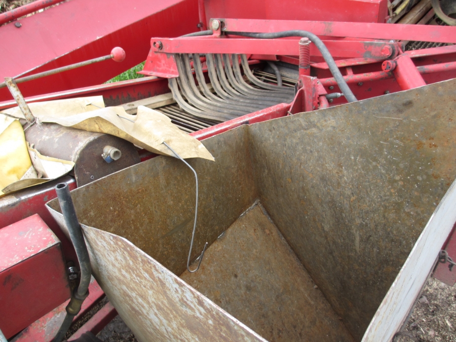 3597 Juko Midi Supermidi potato harvester