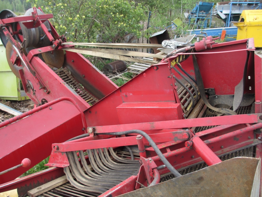 3597 Juko Midi Supermidi potato harvester