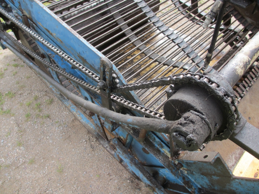 3632 Asa-Lift onion windrower 135 cm 1 web