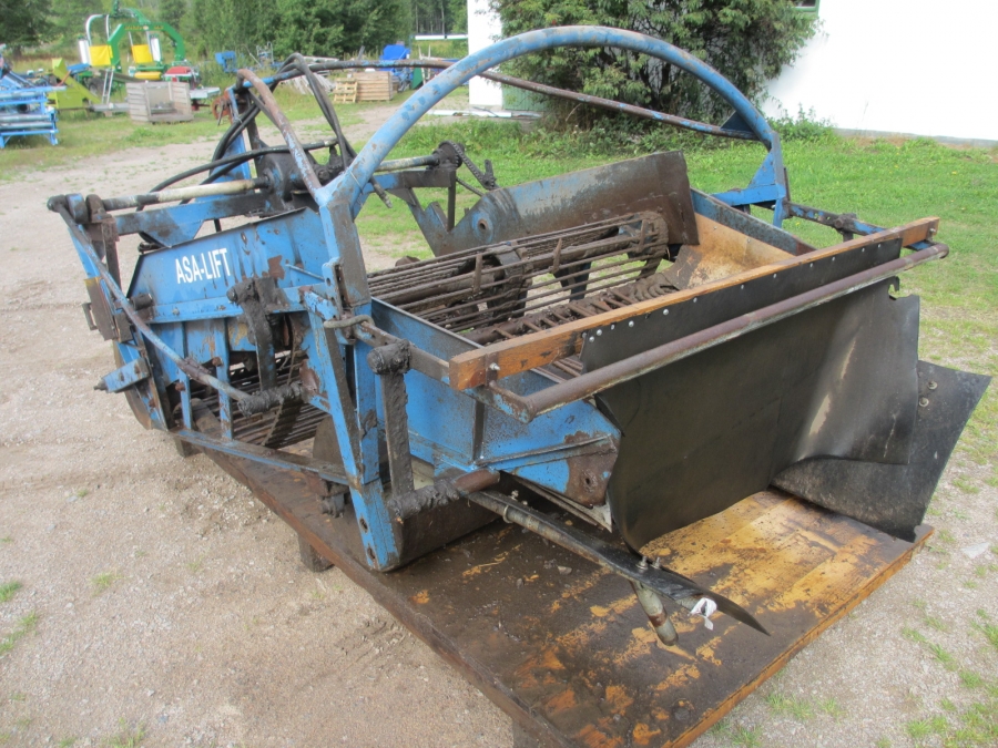 3632 Asa-Lift onion windrower 135 cm 1 web